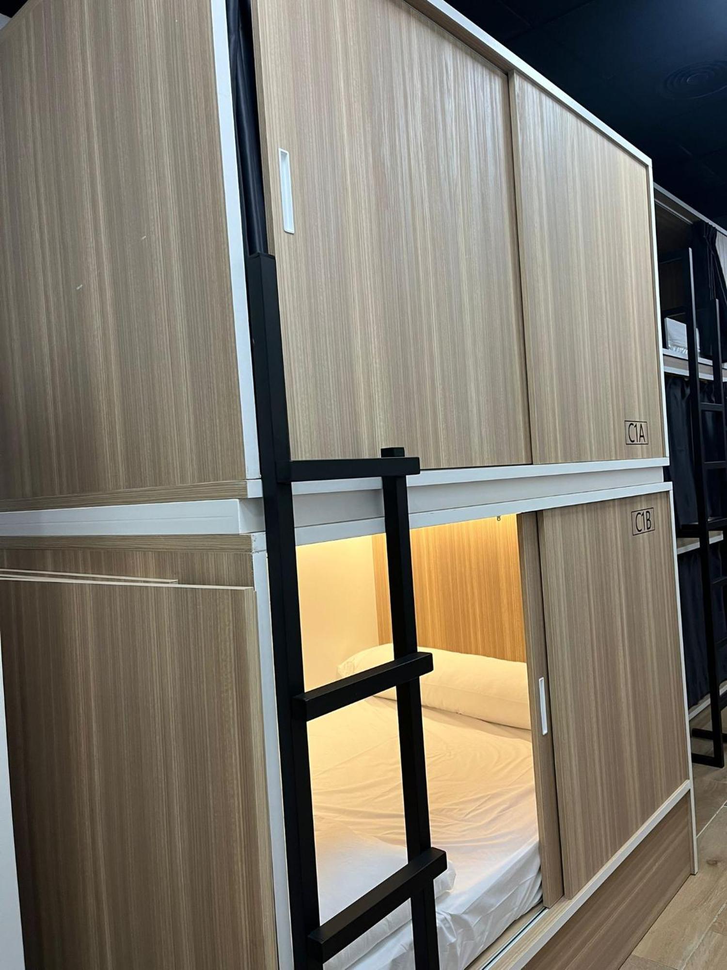 Hostal Siesta & Go Nuevos Ministerios Madrid Exteriör bild