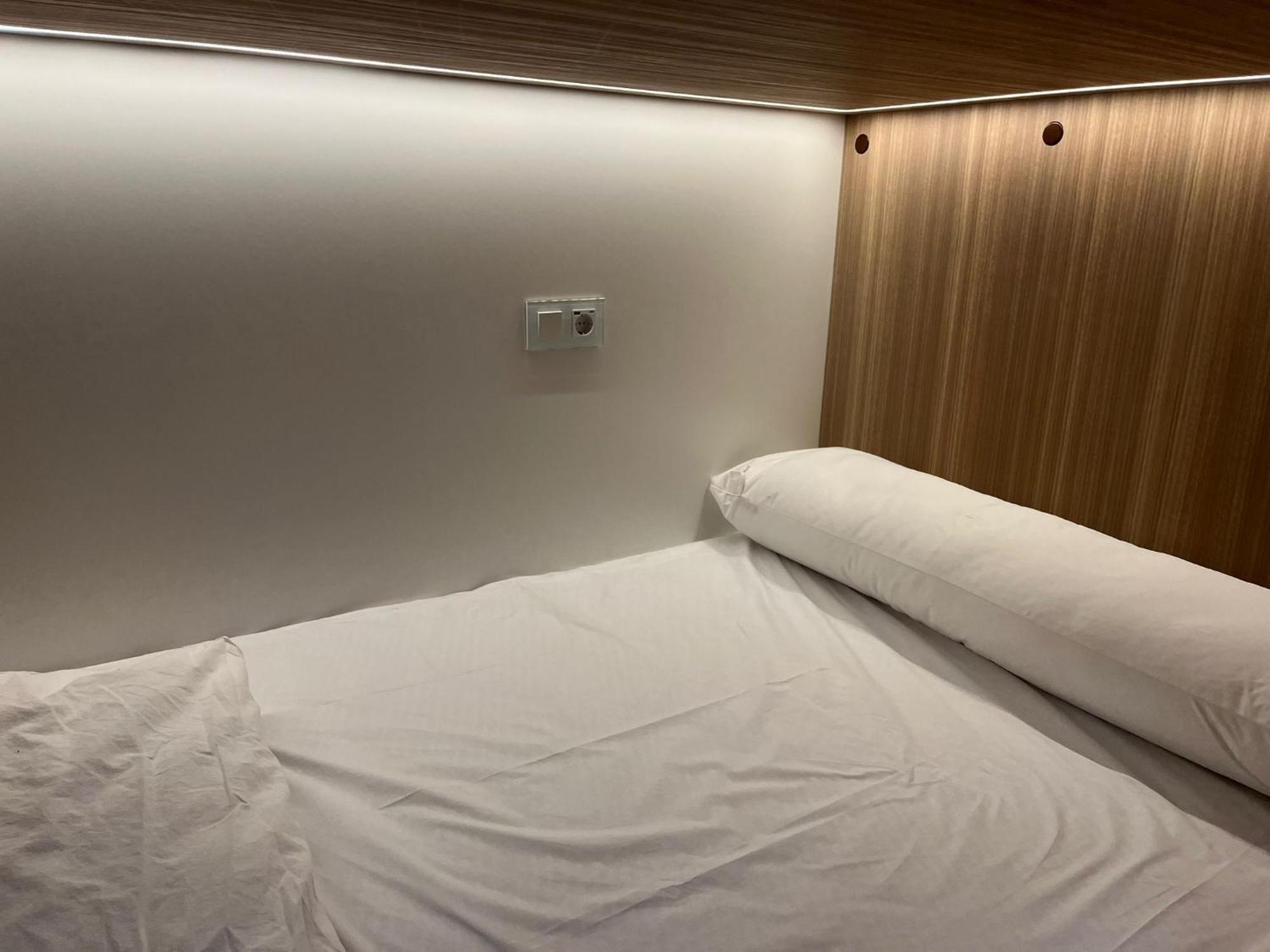 Hostal Siesta & Go Nuevos Ministerios Madrid Exteriör bild