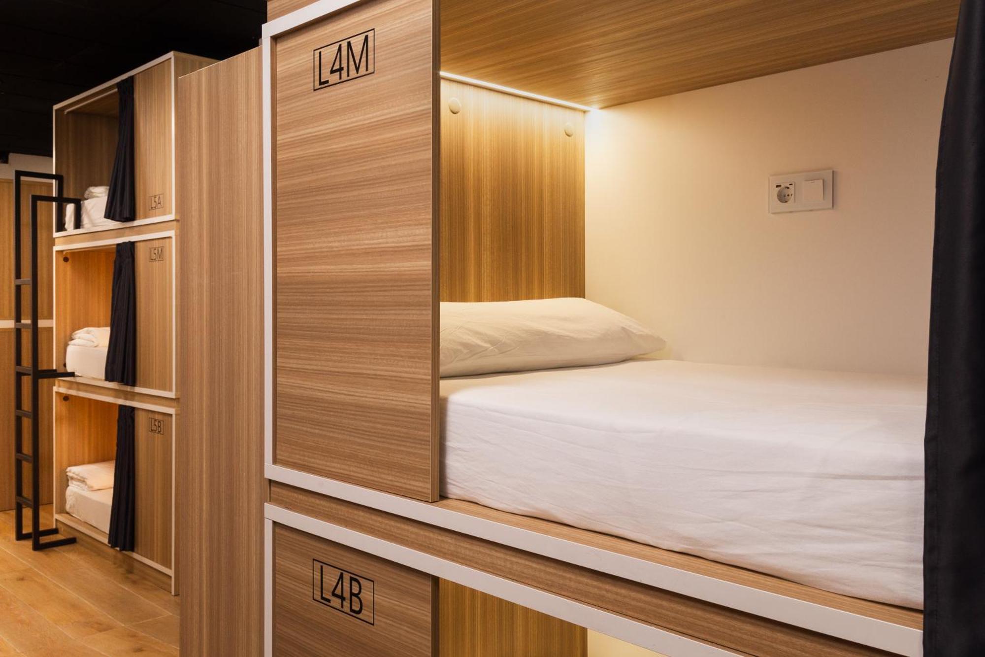 Hostal Siesta & Go Nuevos Ministerios Madrid Exteriör bild