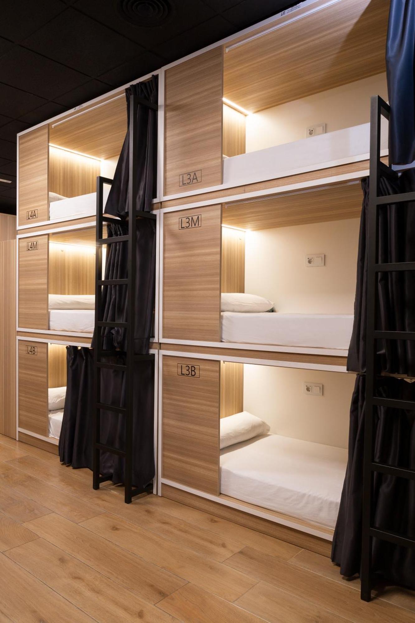 Hostal Siesta & Go Nuevos Ministerios Madrid Exteriör bild