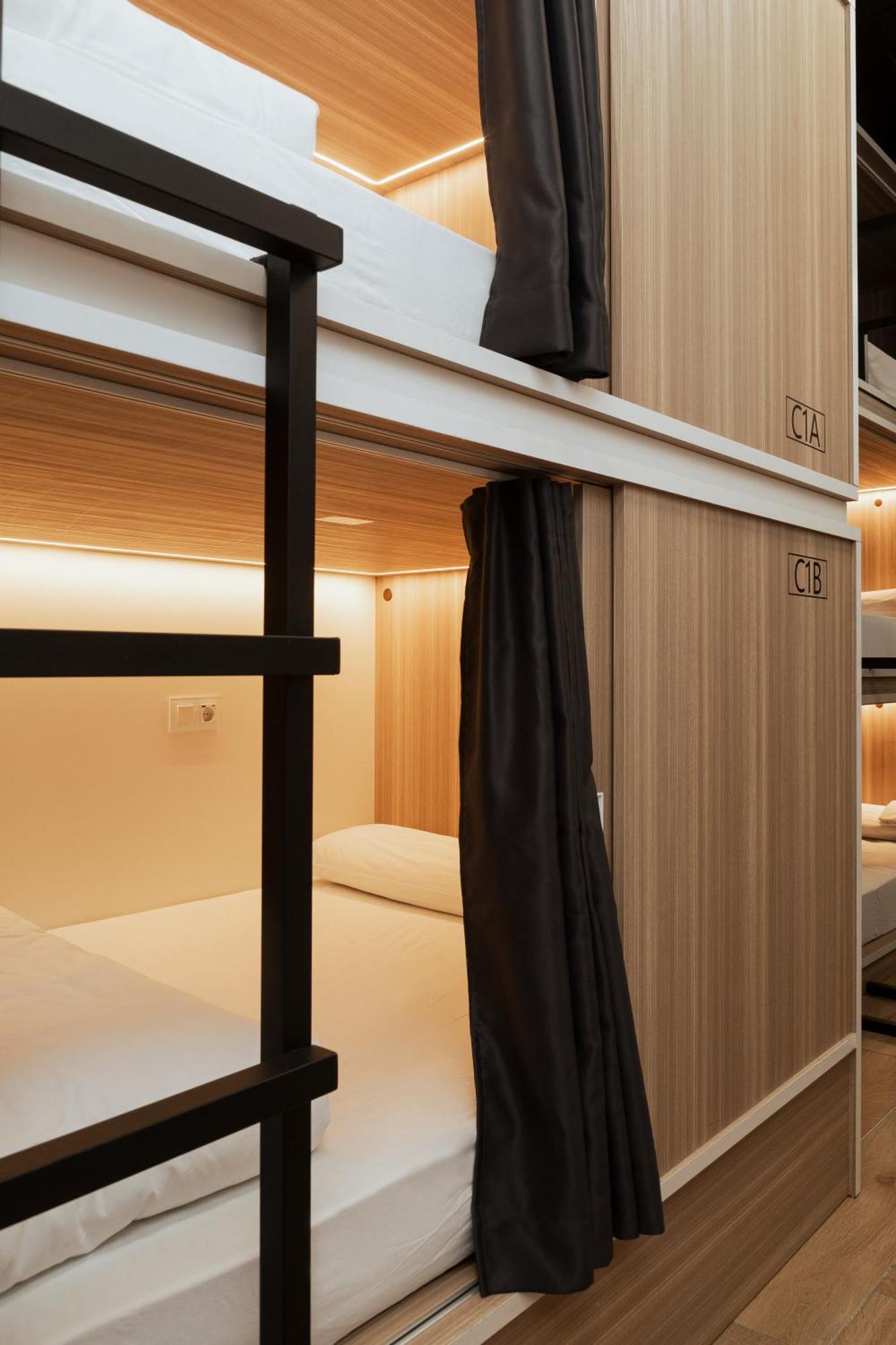 Hostal Siesta & Go Nuevos Ministerios Madrid Exteriör bild