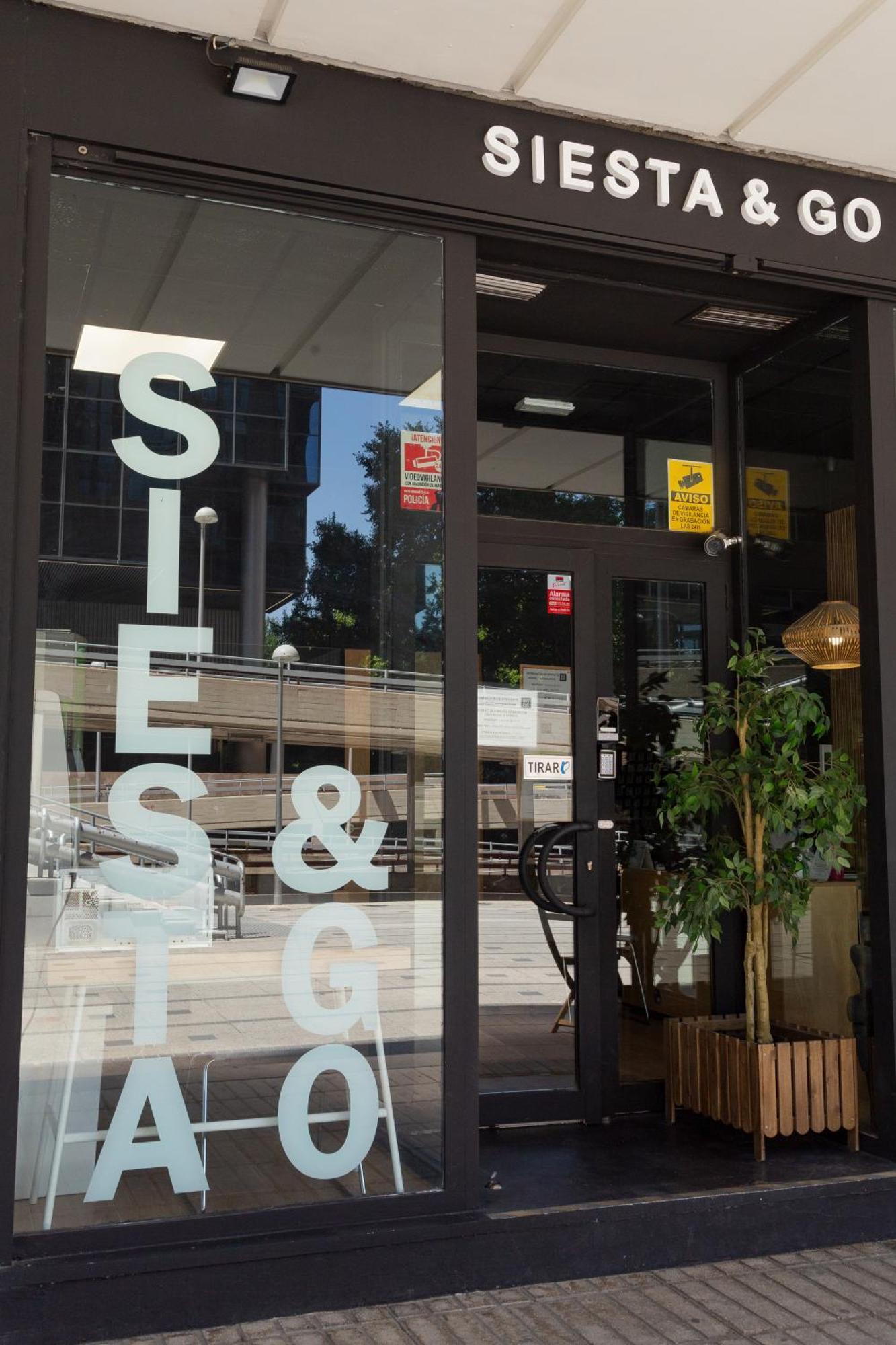 Hostal Siesta & Go Nuevos Ministerios Madrid Exteriör bild