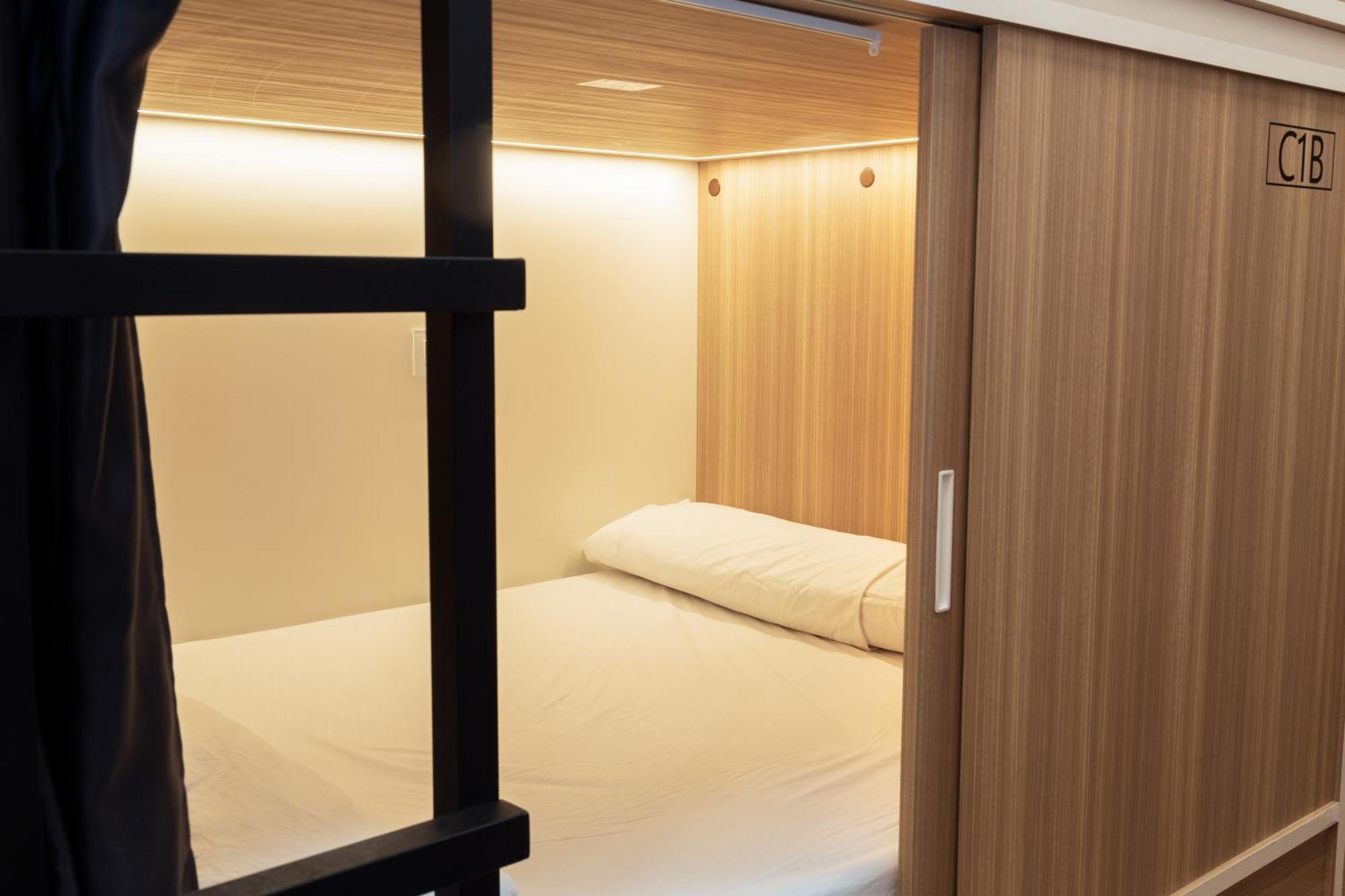Hostal Siesta & Go Nuevos Ministerios Madrid Exteriör bild