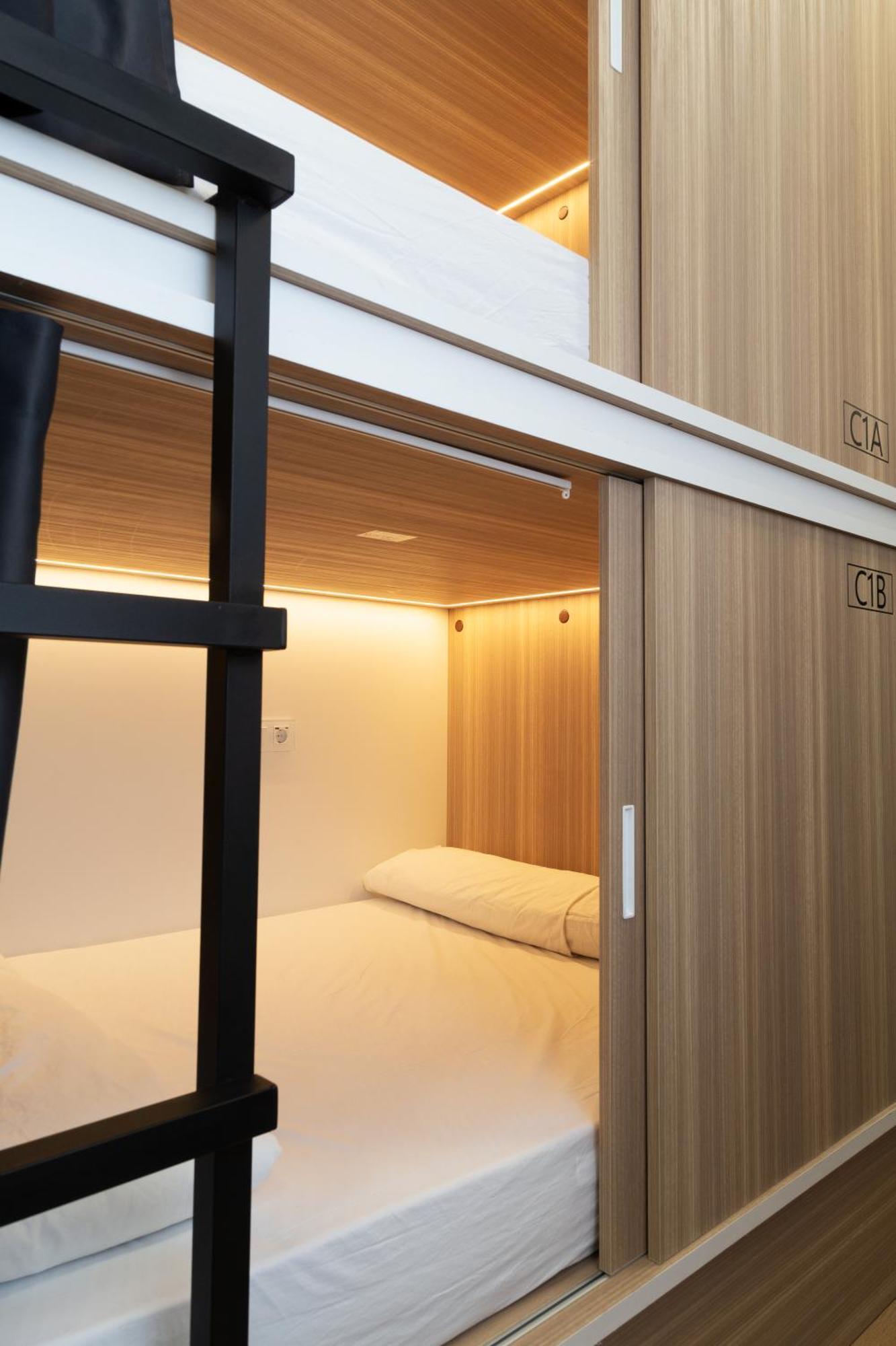 Hostal Siesta & Go Nuevos Ministerios Madrid Exteriör bild