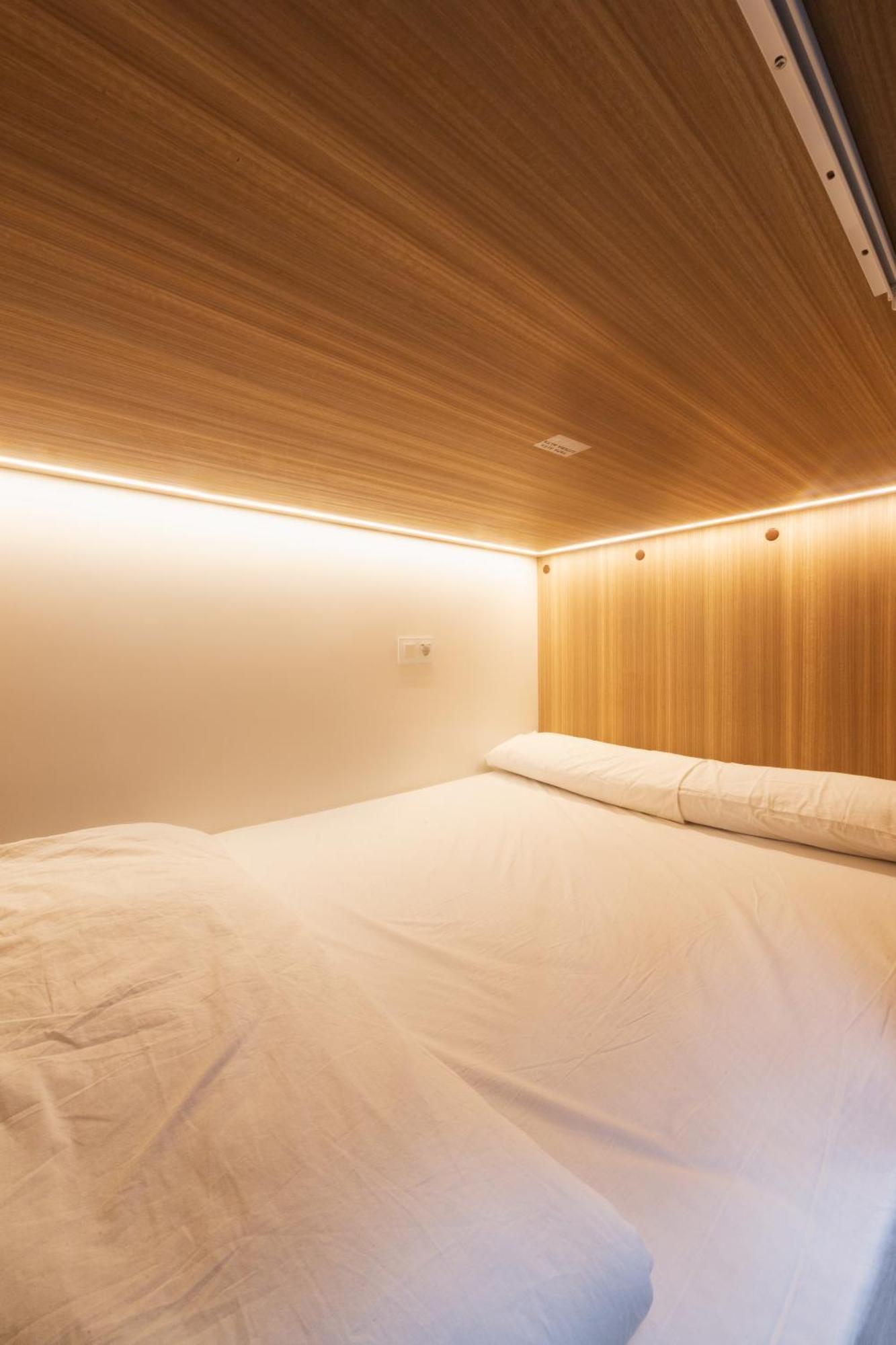 Hostal Siesta & Go Nuevos Ministerios Madrid Exteriör bild